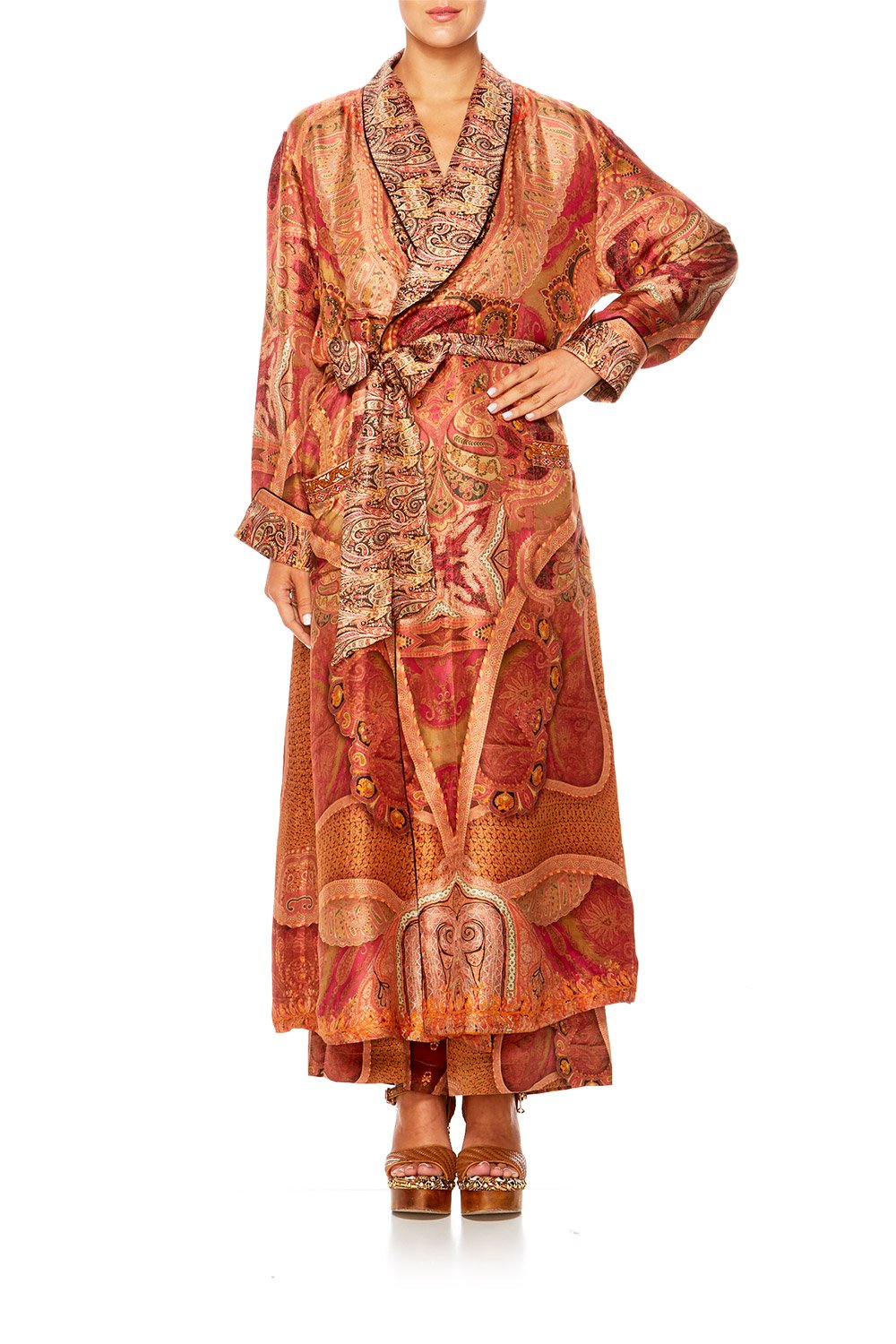 FAMILY GATHERING LONG ROBE W TIE