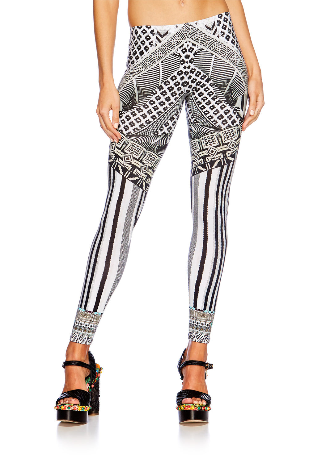 HANGING AROUND LEGGINGS