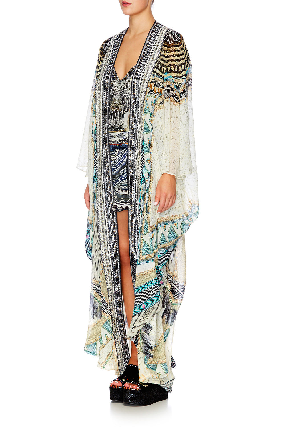 WEAVE ON LONG SLEEVE LONG CAPE