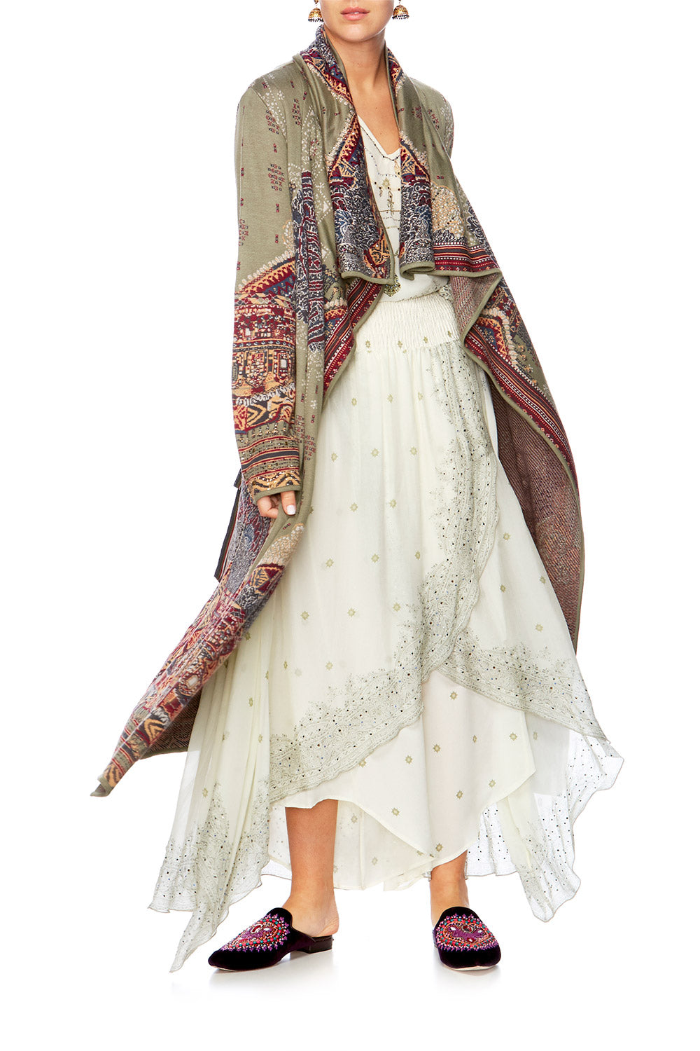 THE CARAVAN OVERSIZED COLLAR KNIT