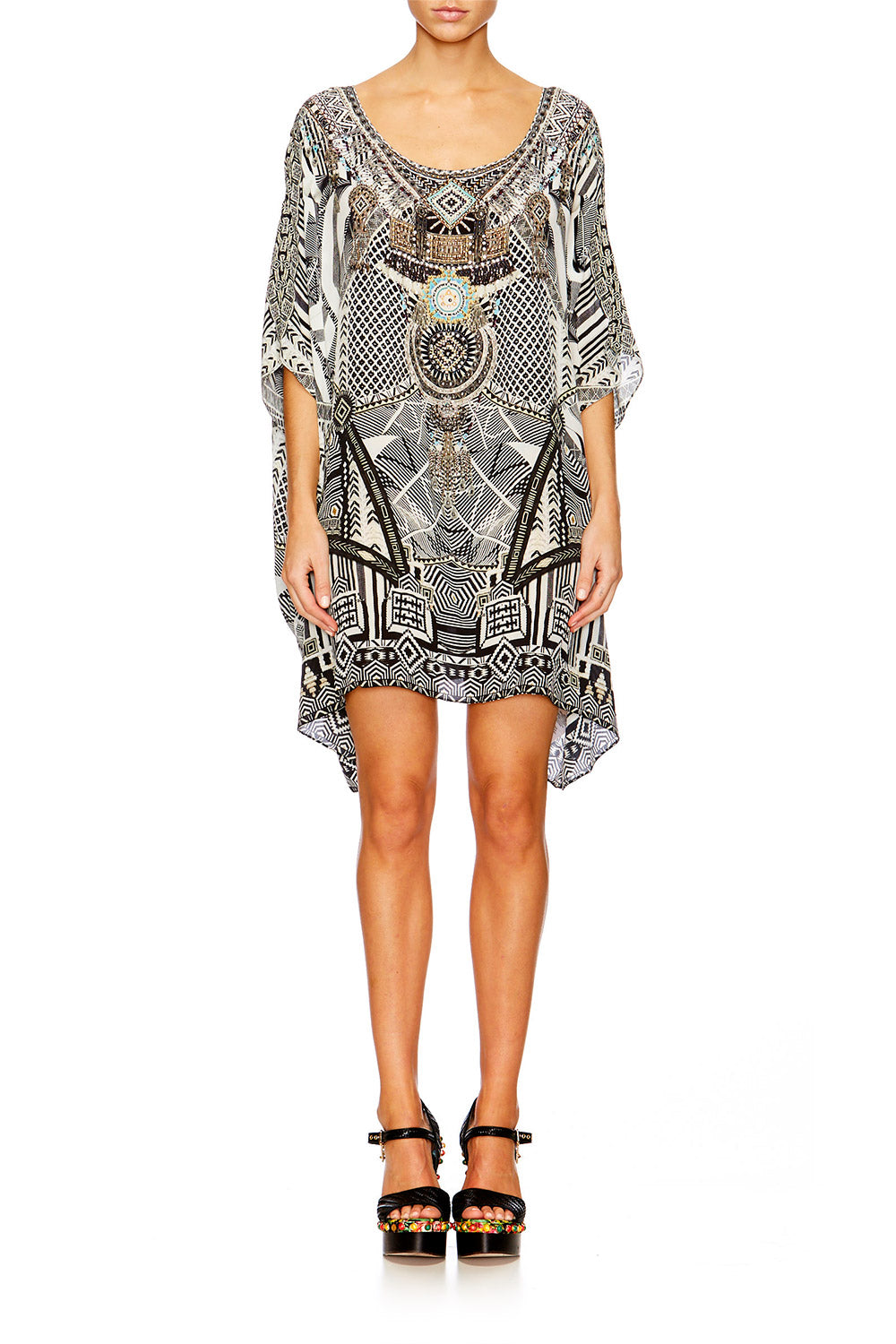 HANGING AROUND SHORT ROUND NECK KAFTAN