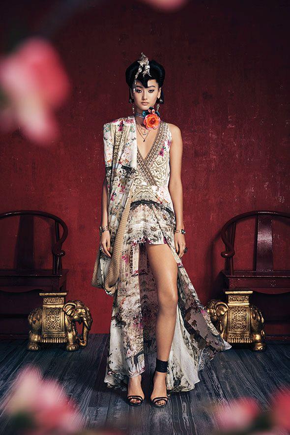 GIRL IN THE GARDEN DOUBLE SIDED SCARF