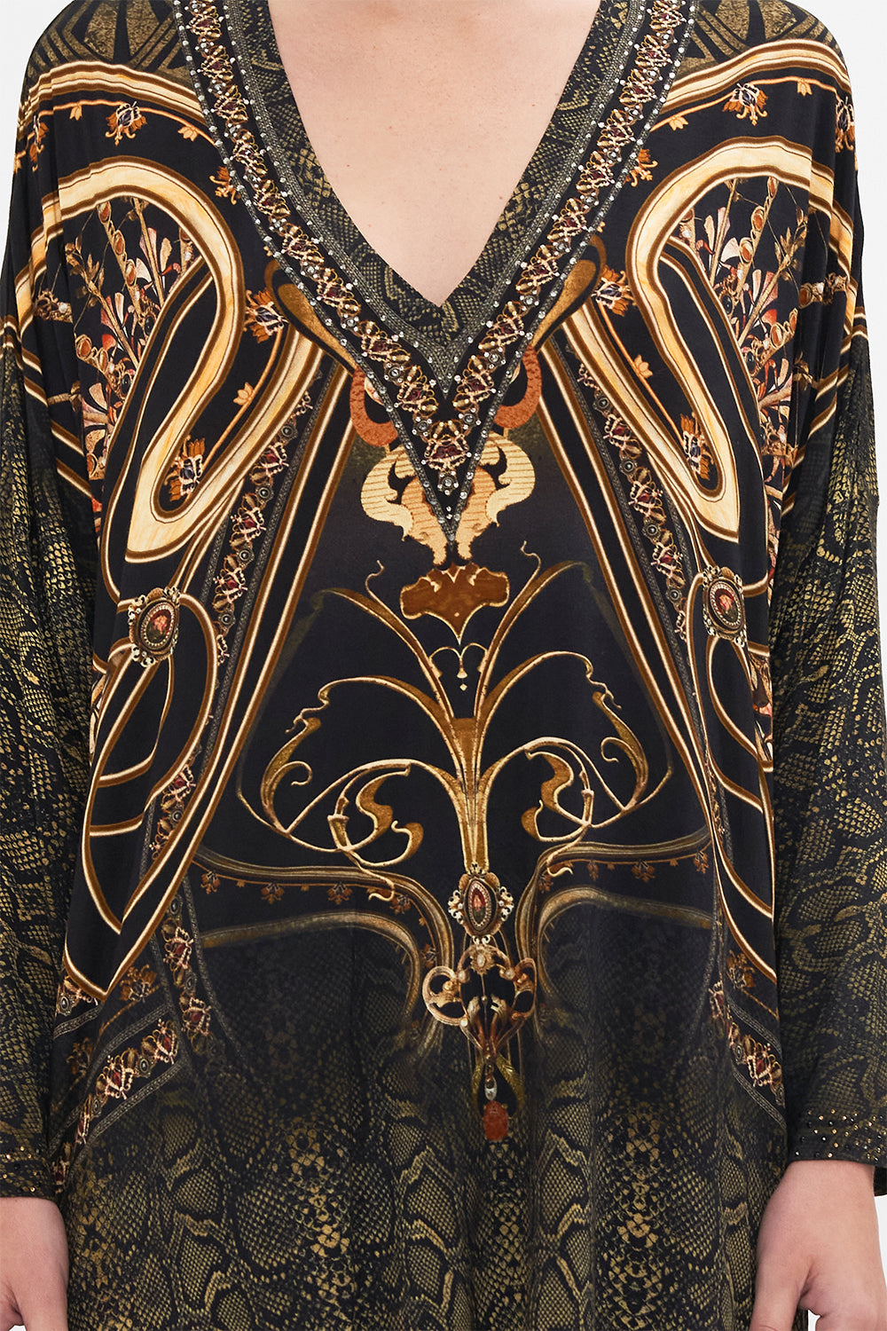 CAMILLA graphic tee in Nouveau Noir print