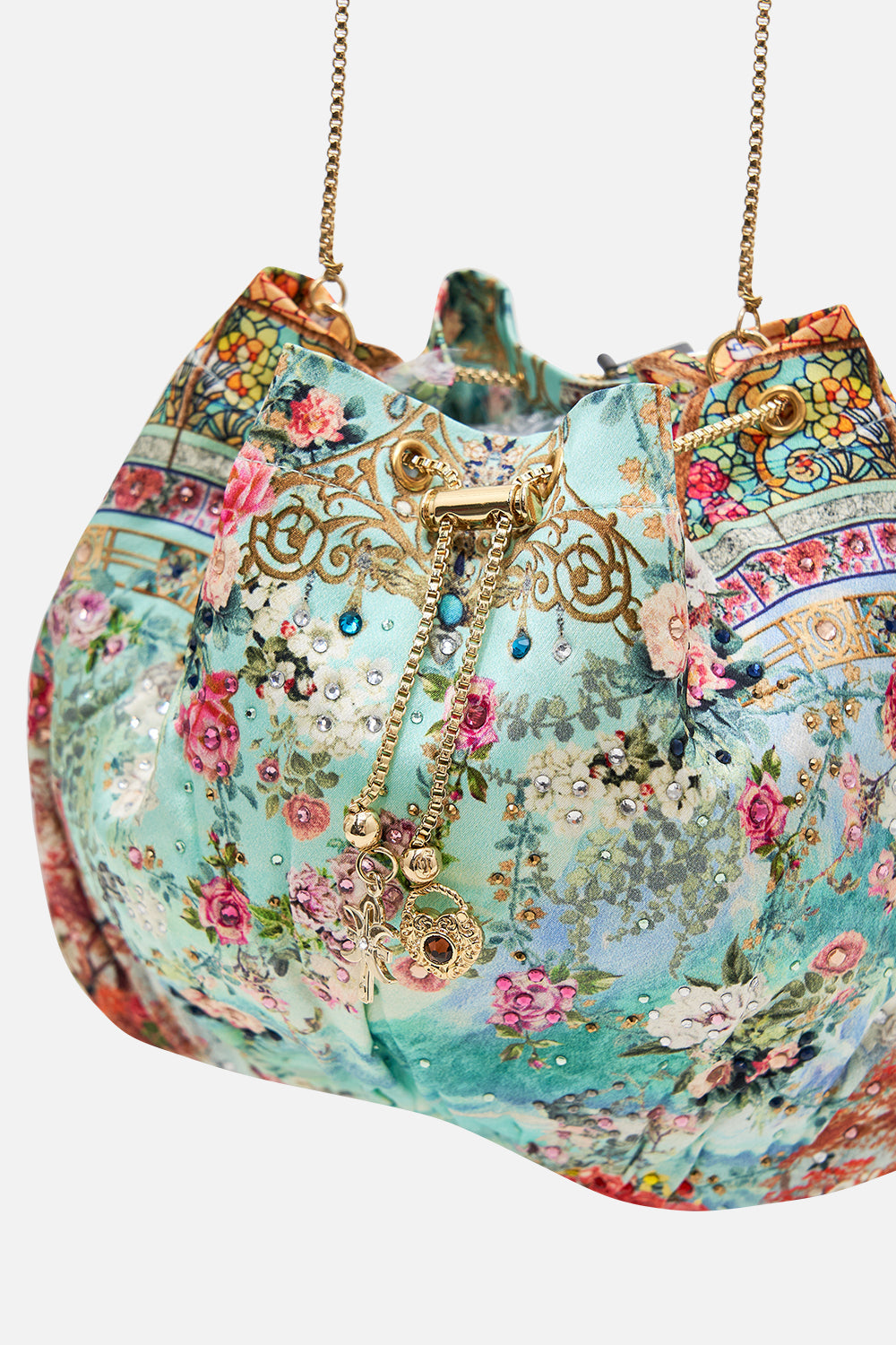 CAMILLA Drawstring pouch with chain strap in The jewellery museum print.
