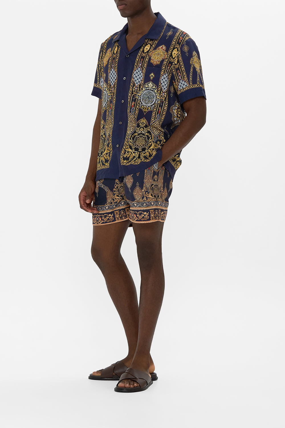 The CAMILLA SHORT SLEEVE CAMP COLLARED SHIRT THE IMPERIAL GATE in our  print.