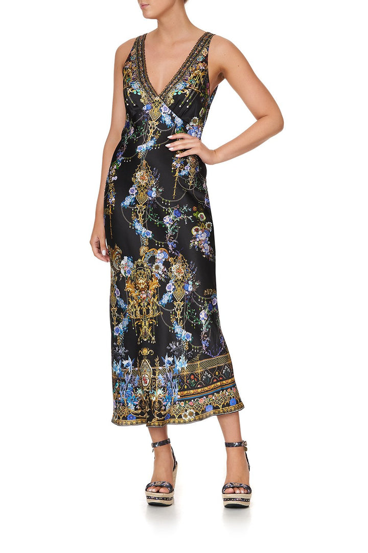 BAT SLEEVE DRESS PALACE PLAYHOUSE