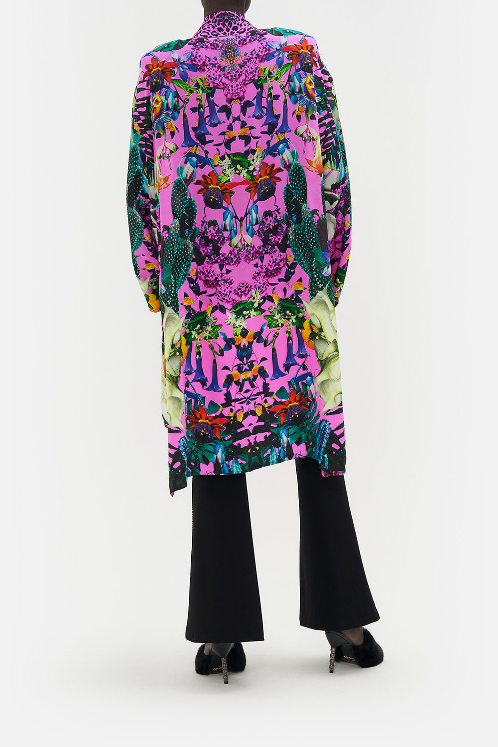 LAYERING WITH NECK BANDS EXOTICA EROTICA