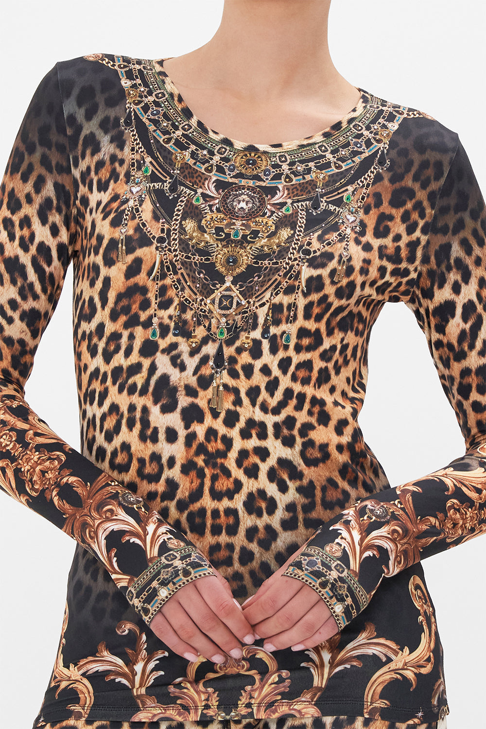 LONG SLEEVE THUMBHOLE TOP RUNNING IN THE WILD