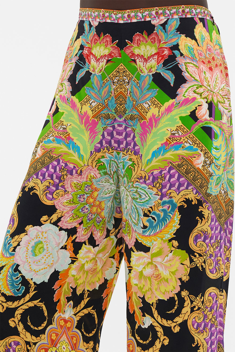 Detail view of model wearing CAMILLA silk wide leg pant in Sundowners in Sicily print 
