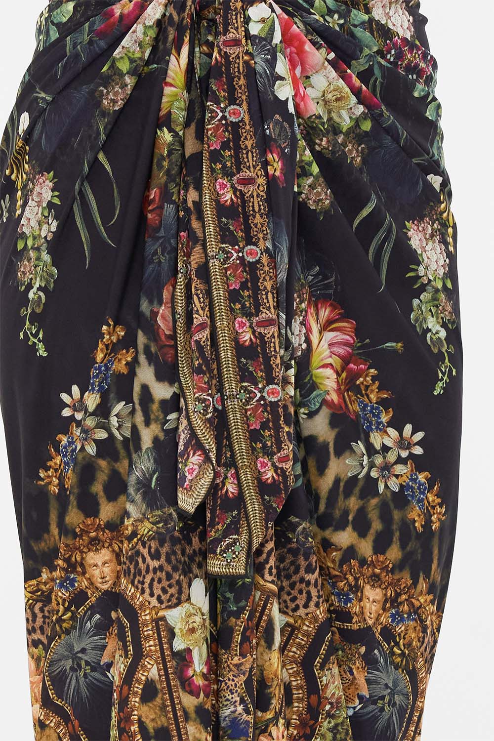 LONG SARONG A NIGHT AT THE OPERA