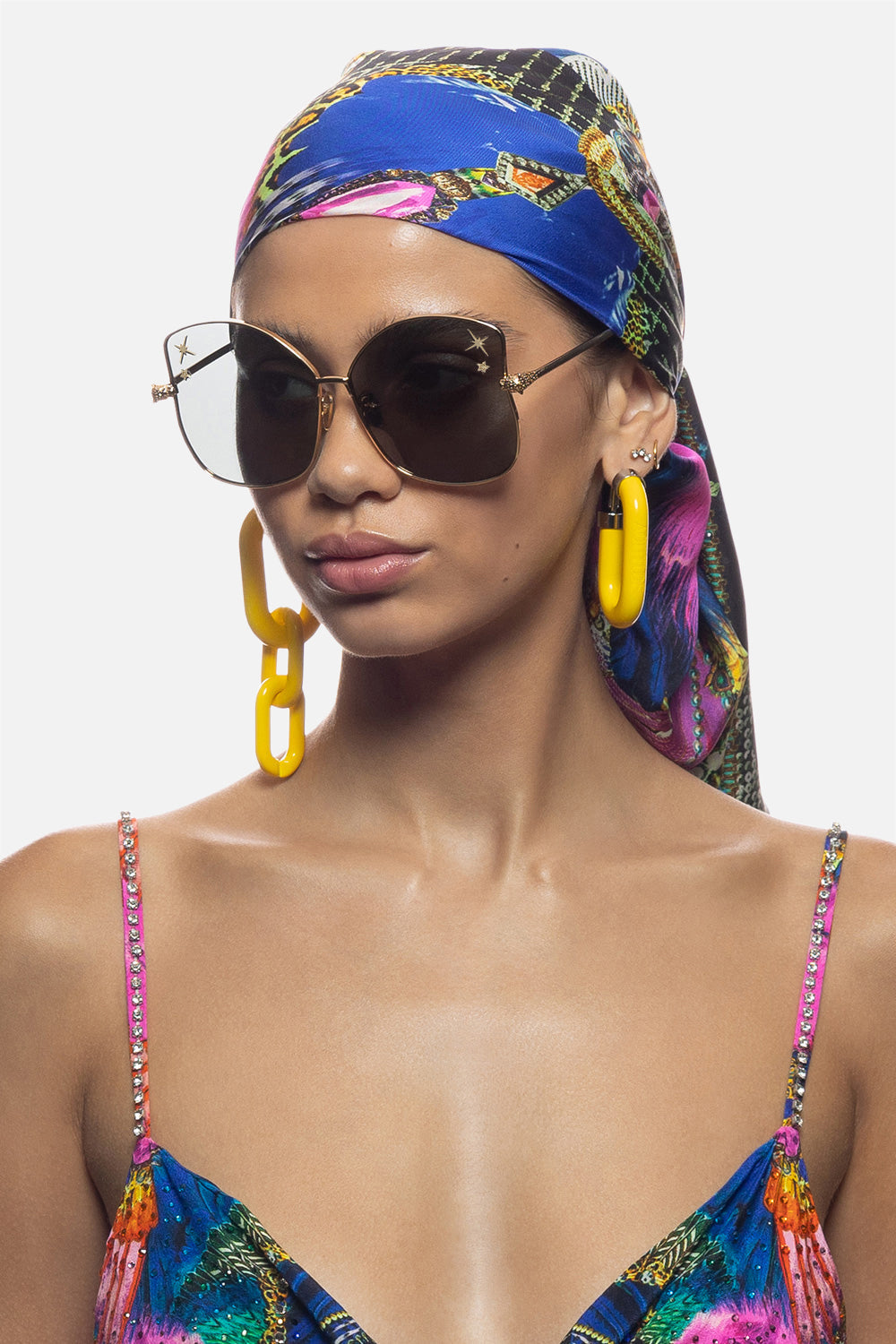 POOL SIDE PEDIGREE
SUNGLASSES GOLD