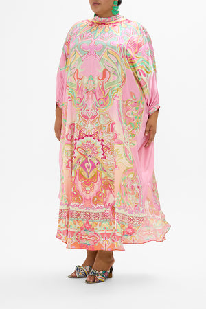 HIGH NECK CUT OUT DETAIL SHORT KAFTAN TEA WITH TUSCHINSKI