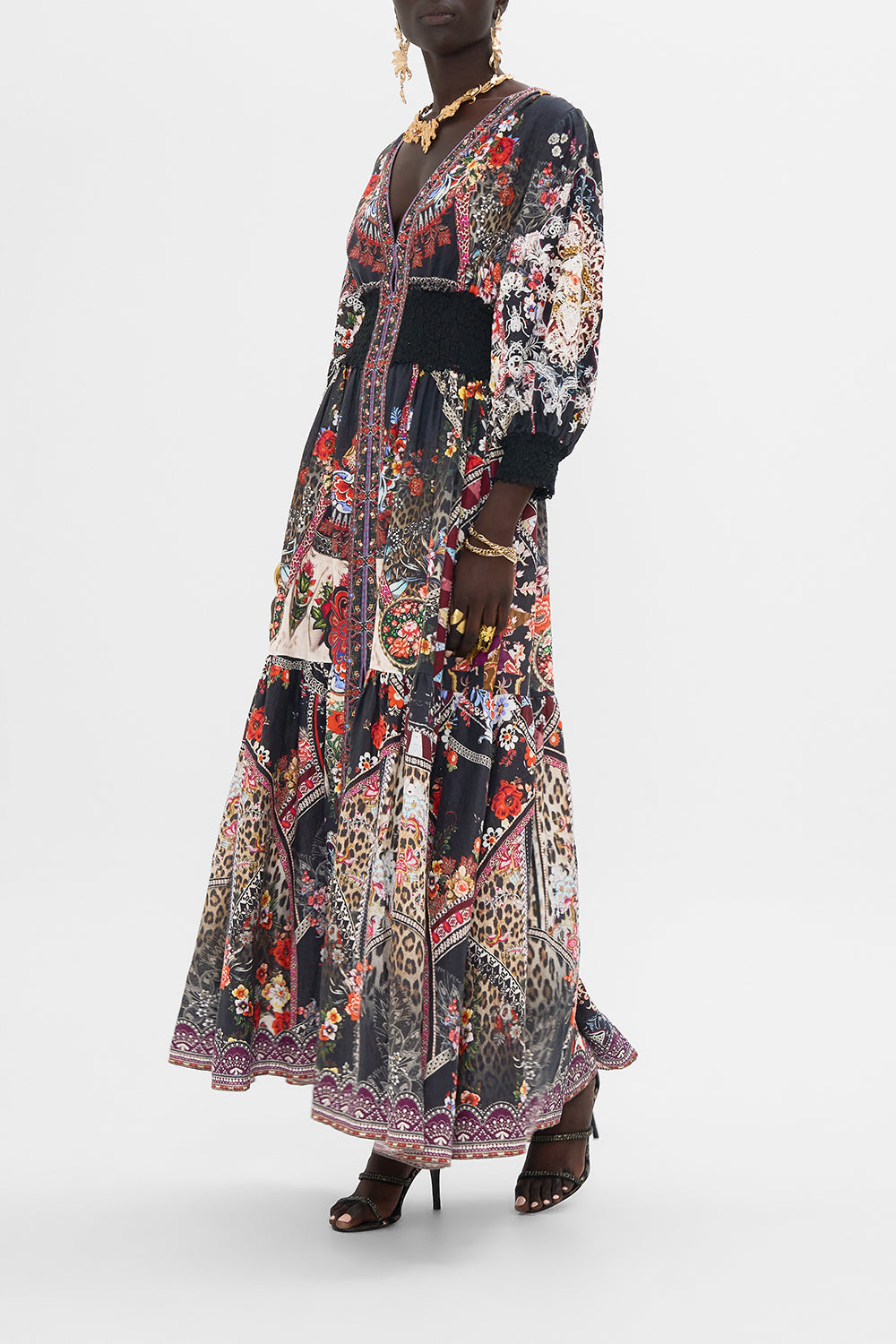 CAMILLA maxi dress in Volendam Dolls print