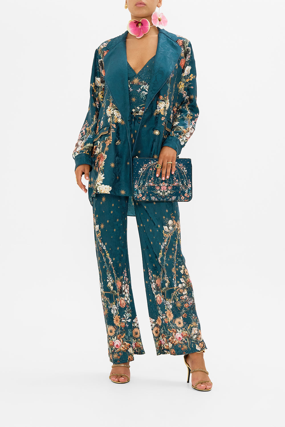 CAMILLA clutch bag in She Who Wears The Crown print