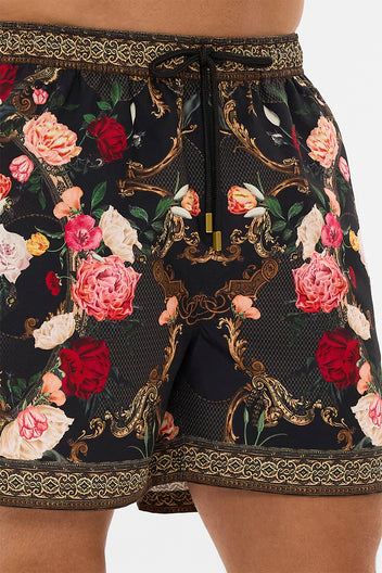 MID LENGTH BOARDSHORT MAGIC IN THE MANUSCRIPTS  CAMILLA
