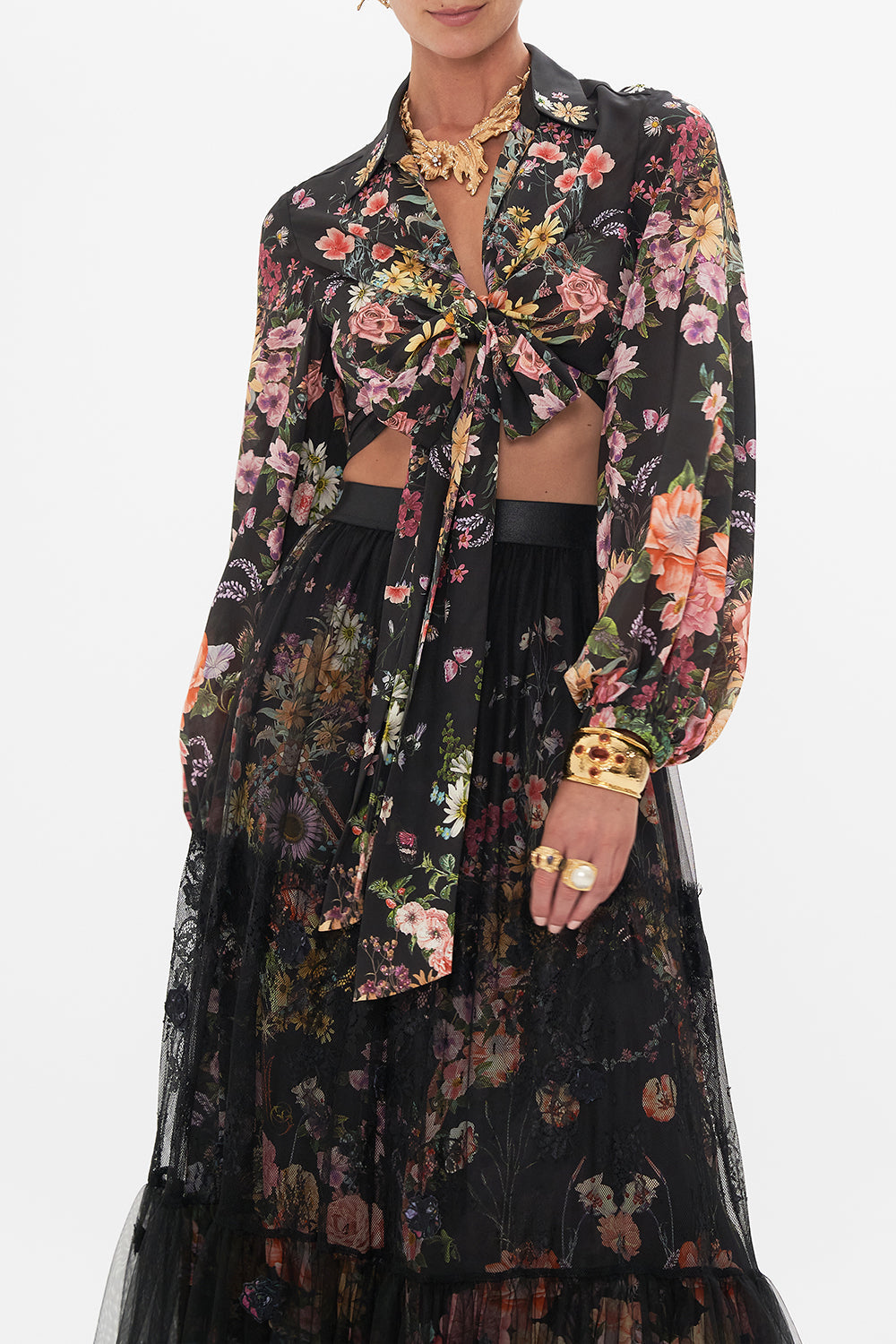 Crop view of model wearing CAMILLA cropped shirt in :etters From A Vineyard print