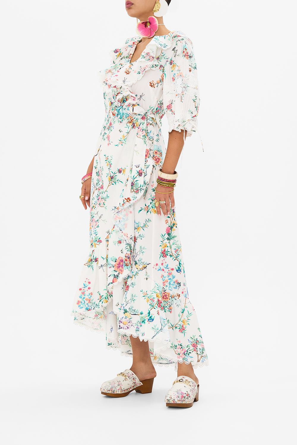 PEACOCK HANDLE CROSSBODY PLUMES AND PARTERRES