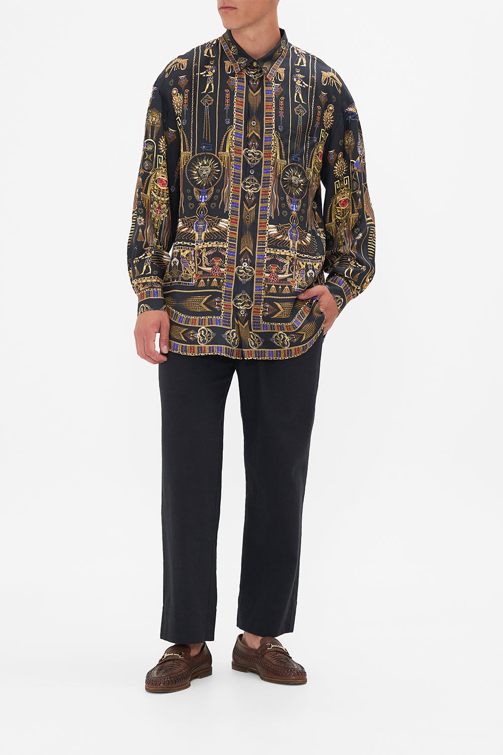 The CAMILLA MENS OVERSIZED SHIRT CARTOUCHE KINGDOM in our CARTOUCHE KINGDOM print.