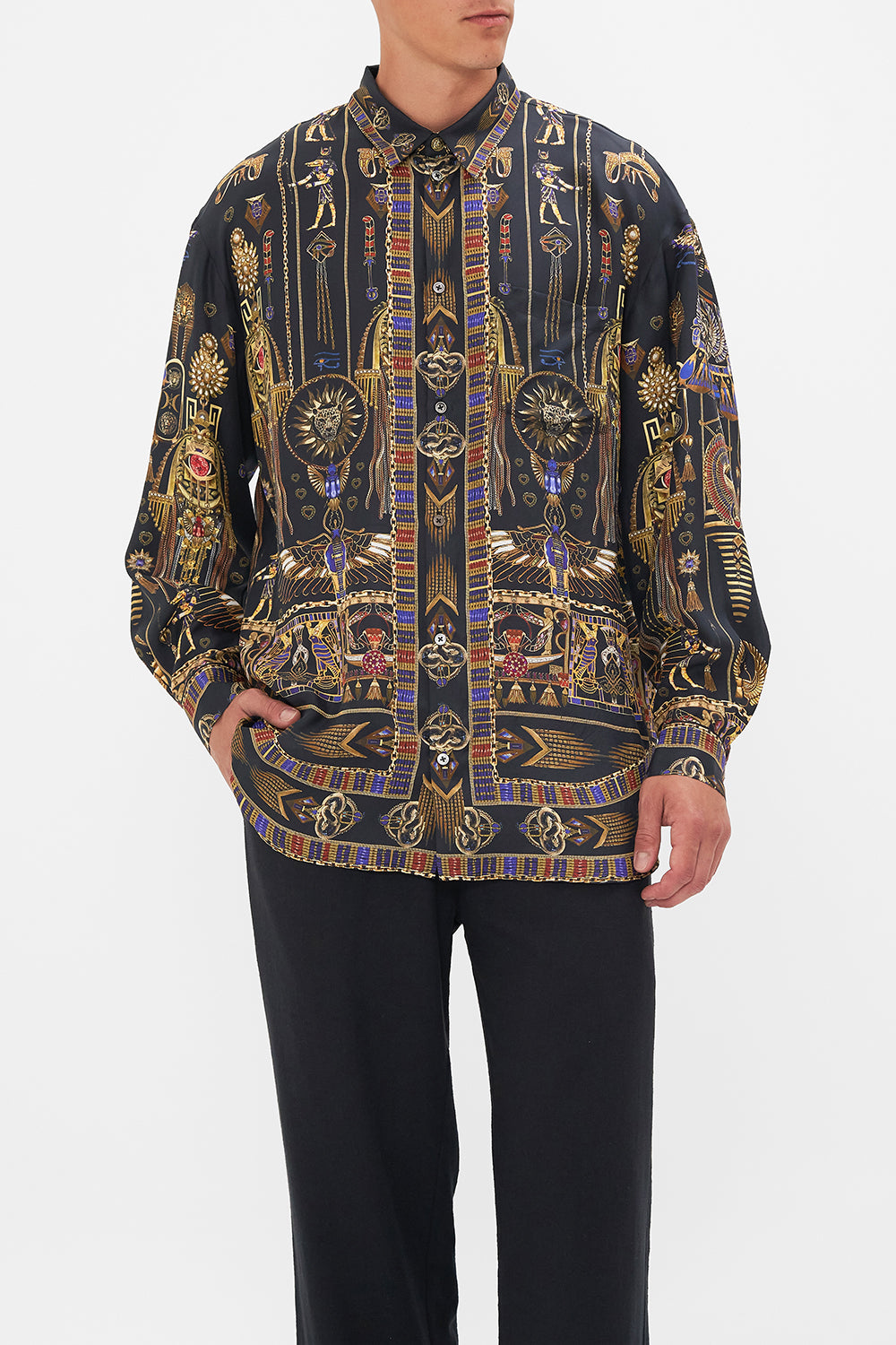 The CAMILLA MENS OVERSIZED SHIRT CARTOUCHE KINGDOM in our  print.