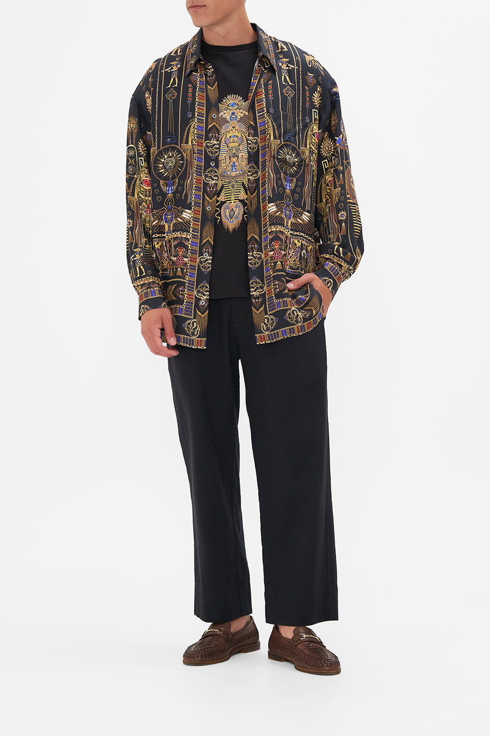 The CAMILLA MENS OVERSIZED SHIRT CARTOUCHE KINGDOM in our  print.