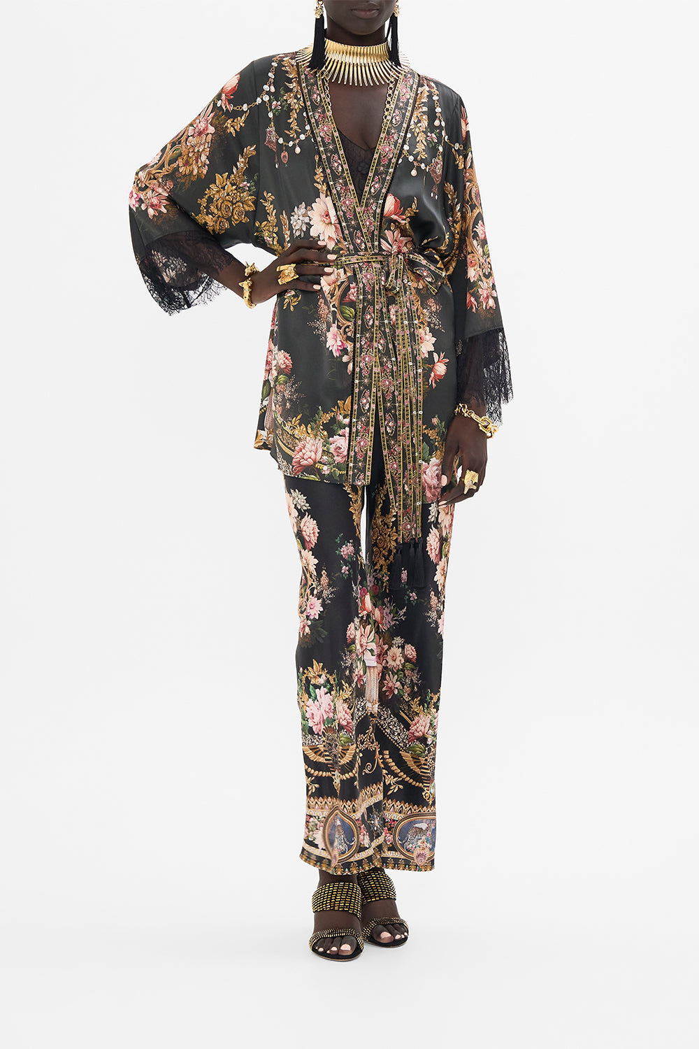 CAMILLA short kimono wrap in Dynasty Daze print. 