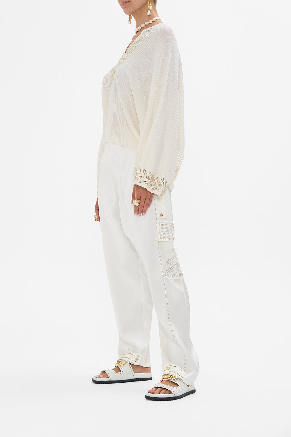 CAMILLA Relaxed V-Neck Knit Top in Valley of the Queens print