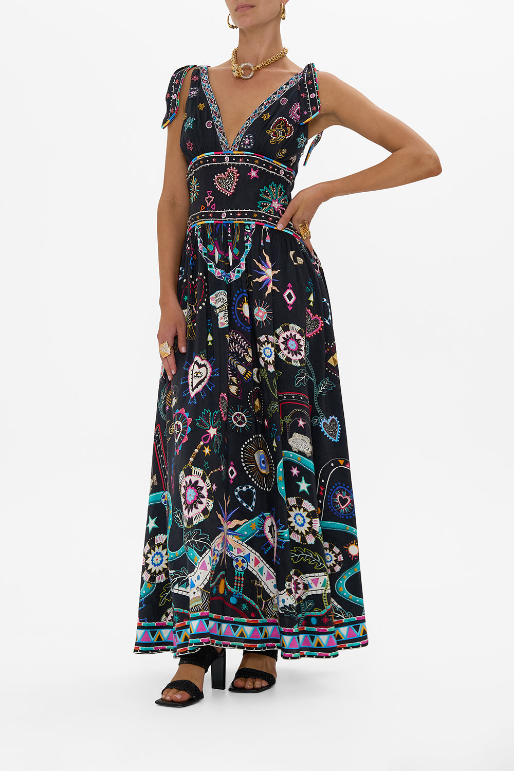 VESTIDO CON LAZOS EN LOS HOMBROS NUBIAN NIGHTS
