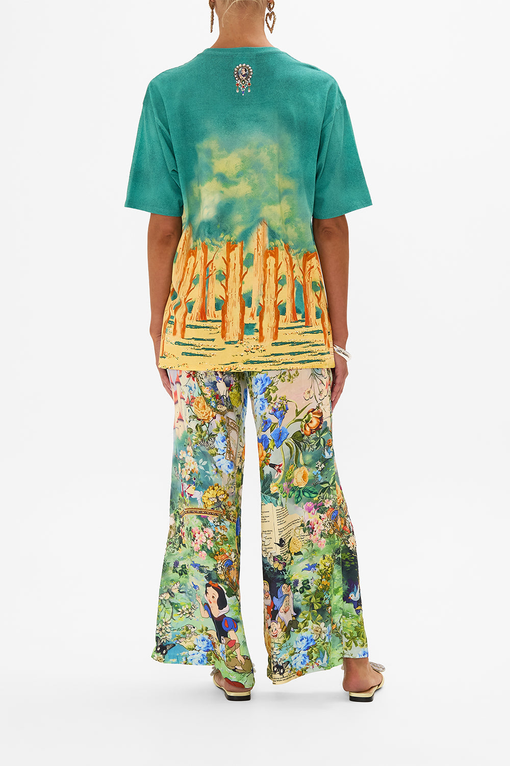 Disney CAMILLA band tee in The Kindest One of All print