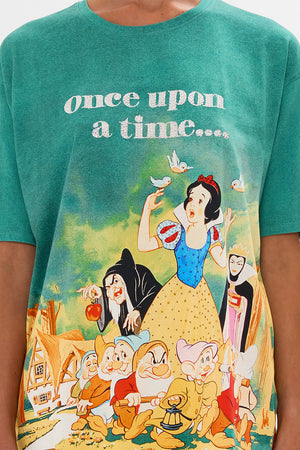 Disney CAMILLA band tee in The Kindest One of All print
