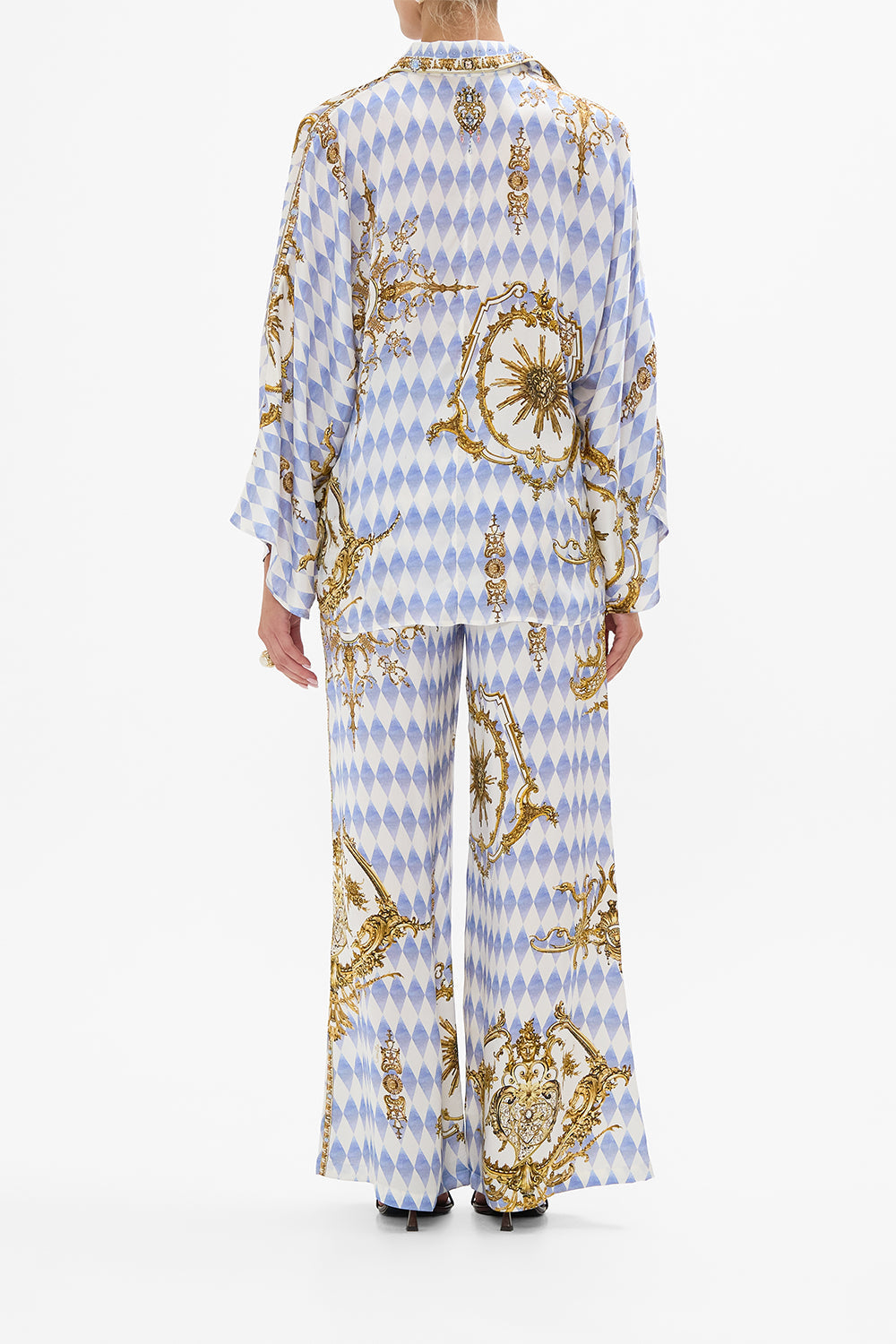 The CAMILLA WIDE SLEEVE BLOUSE THRONE GAMES in our  print.