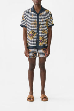 SHORT SLEEVE CAMP COLLARED SHIRT MONARCHY MANIA