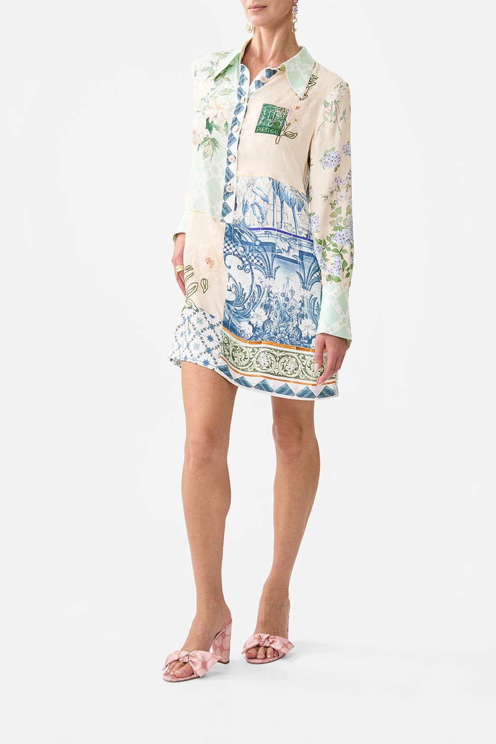 The CAMILLA MINI SHIRT DRESS JARDIM PARTY in our  print.