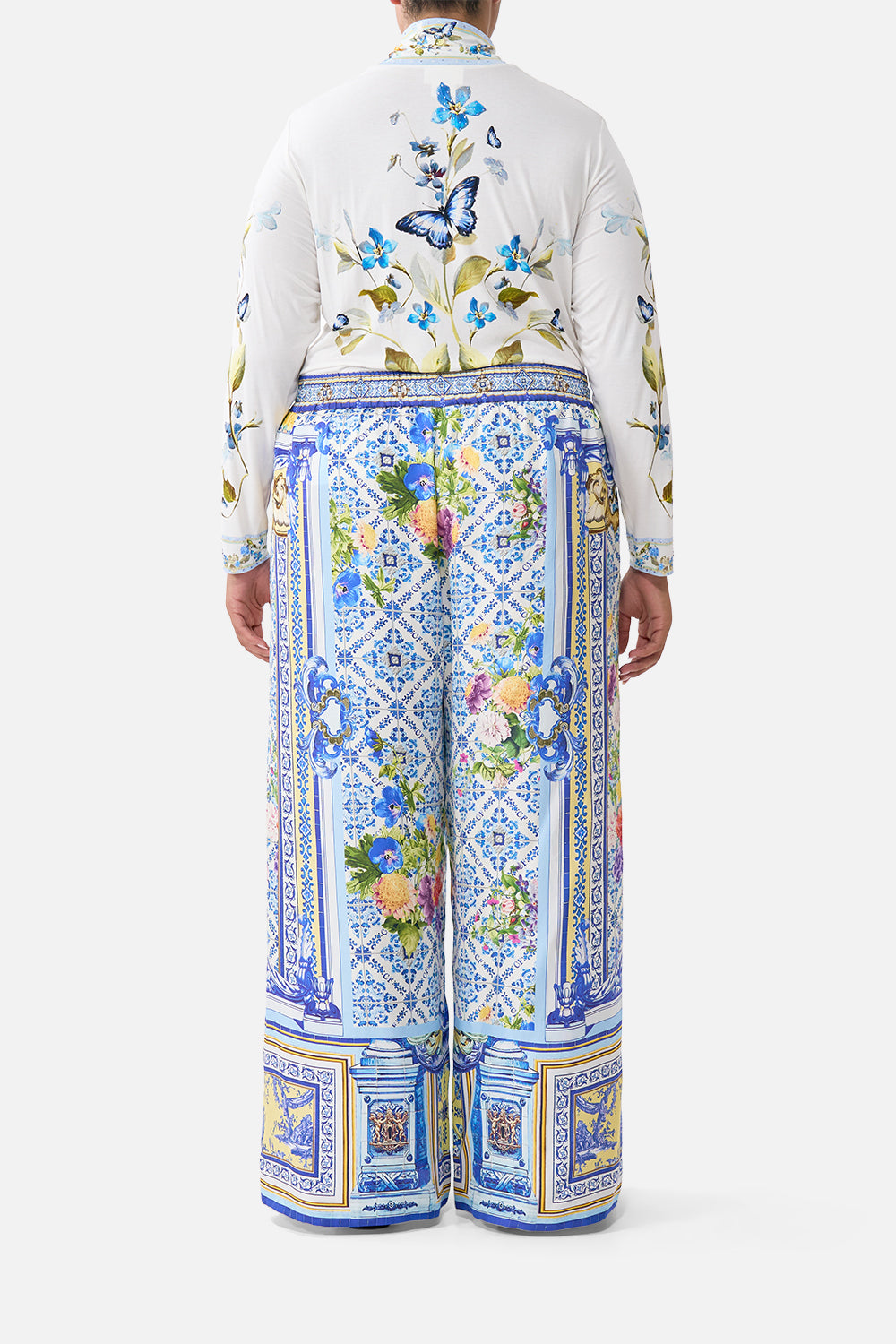 The CAMILLA STRAIGHT LEG PANT WALL TO WALL WONDERS in our  print.