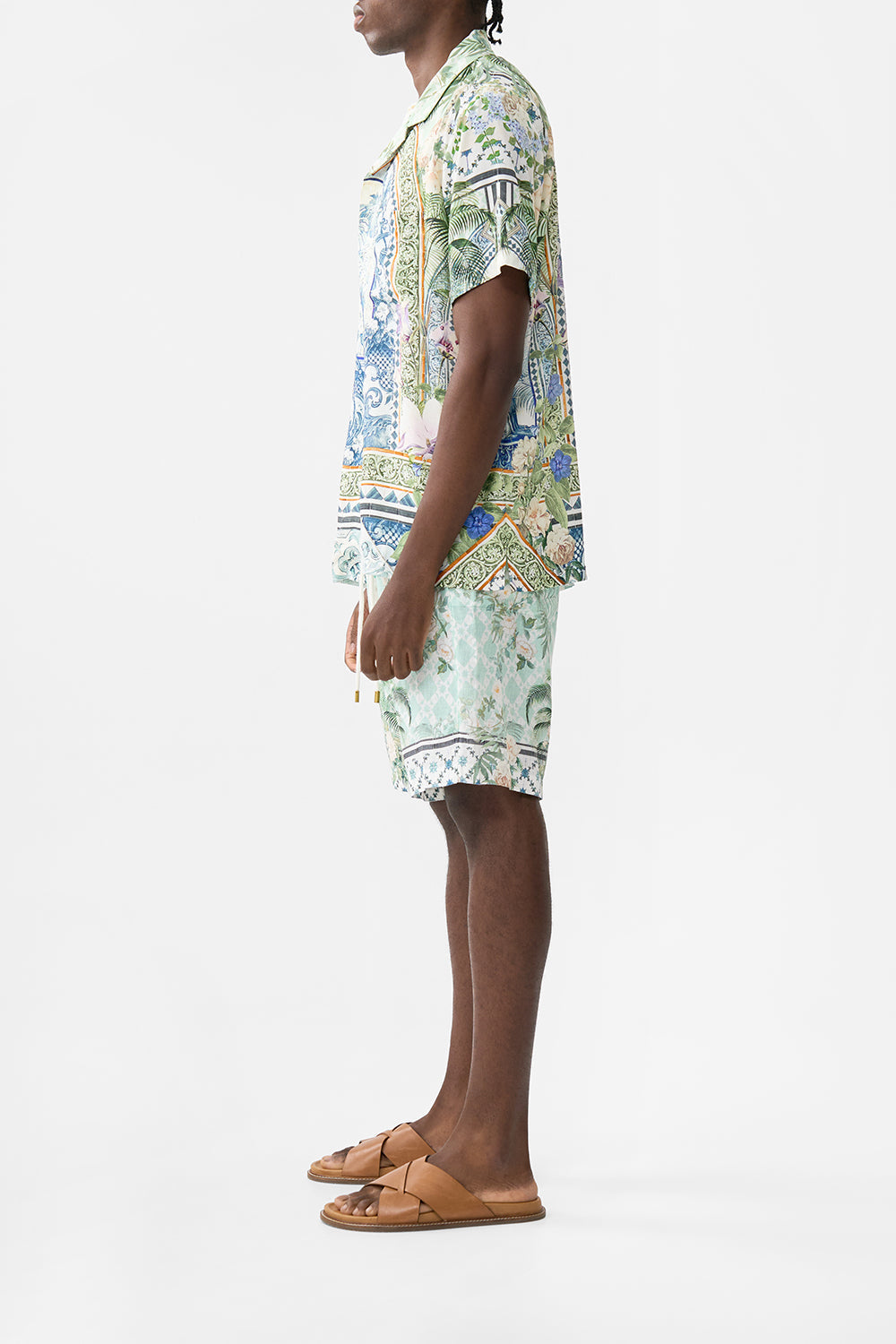 MID LENGTH WALK SHORT JARDIM PARTY