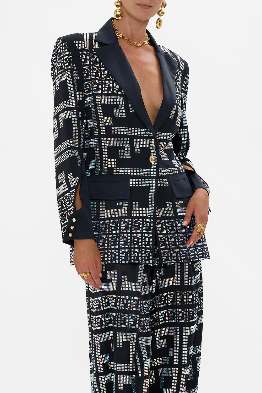 JACKET WITH SLEEVE CUT OUT DETAIL READ MY GLYPHS