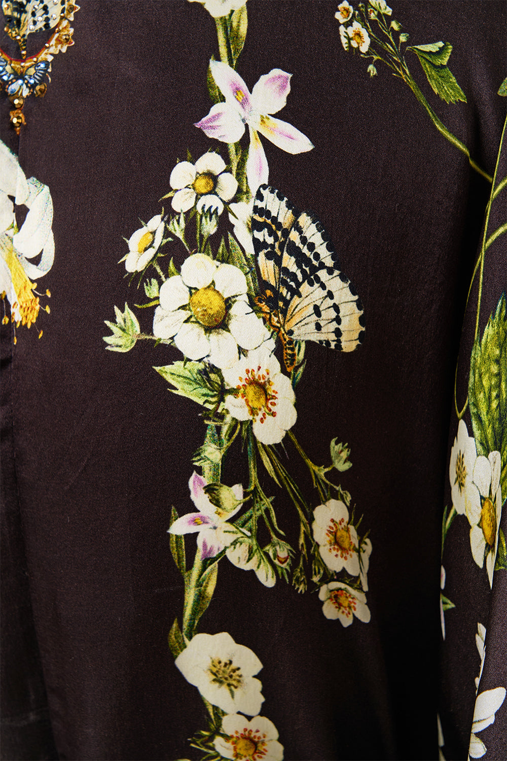 The CAMILLA Button Through Scarf Blouse in our Dish It, Daisy print.