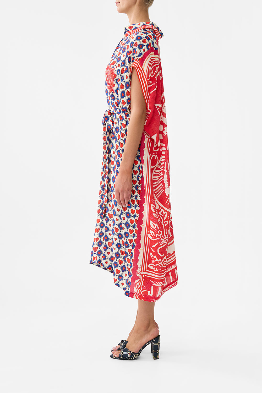 The CAMILLA SLEEVELESS SHIRTDRESS RINSE & ROAR in our  print.