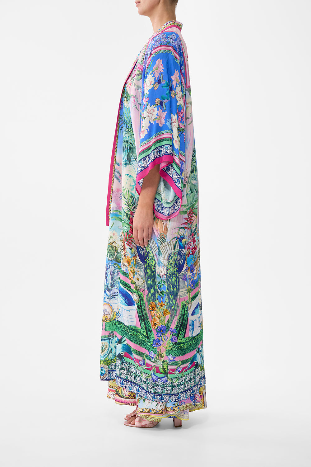 The Spirit Of Santa Maria Kimono Layer With Collar | CAMILLA US