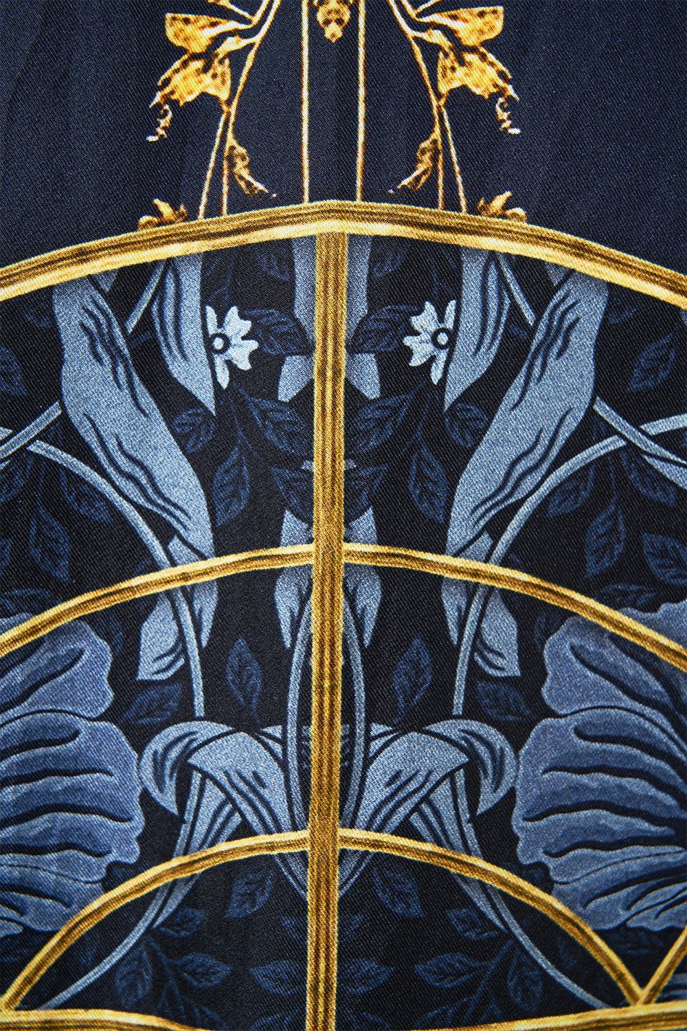 The CAMILLA TIE FRONT PUFF SLEEVE TOP ORNATE ON A PLATE in our  print.