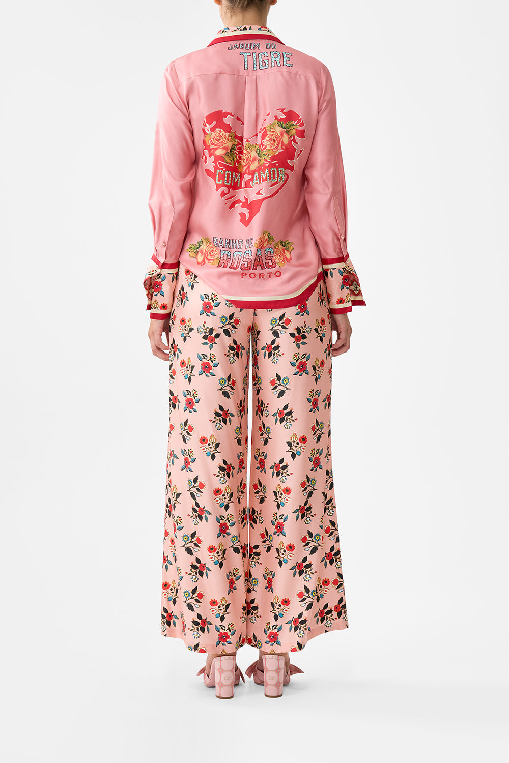 The CAMILLA LOUNGE PANT PINK PORTO in our  print.