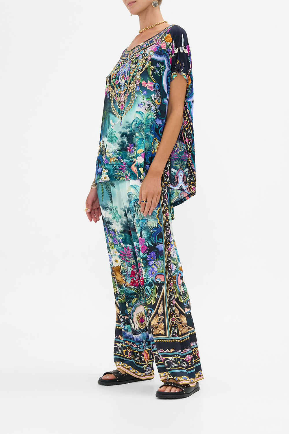 The CAMILLA Loose Fit Tee in our Basked In Baroque print.