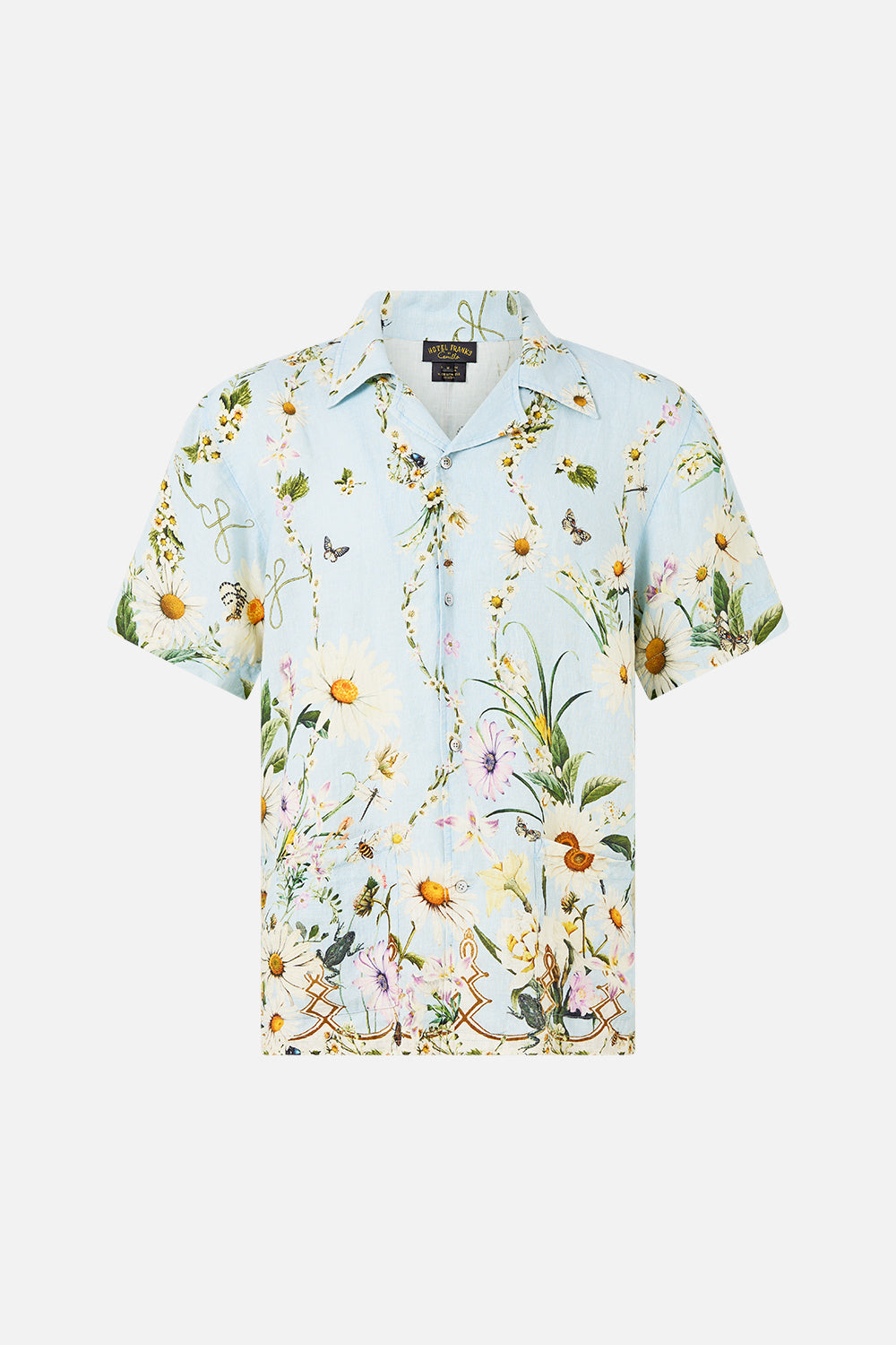 The CAMILLA SHORT SLEEVE CABANA SHIRT FLORAL FREEFALL in our  print.