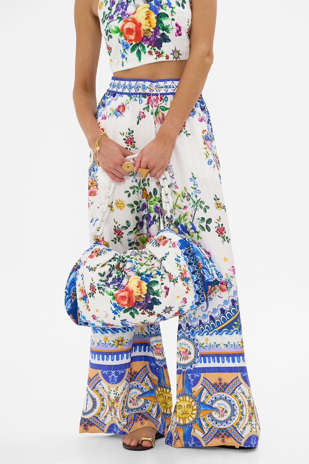 BOLSO DE MANO GRANDE CON CADENA TILES DARLS