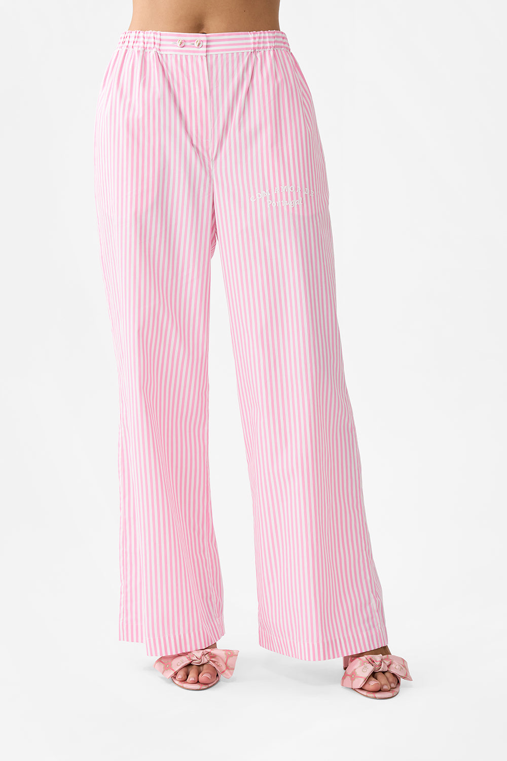 The CAMILLA BUTTON FRONT LOUNGE PANT SALTY SPLENDOUR in our  print.