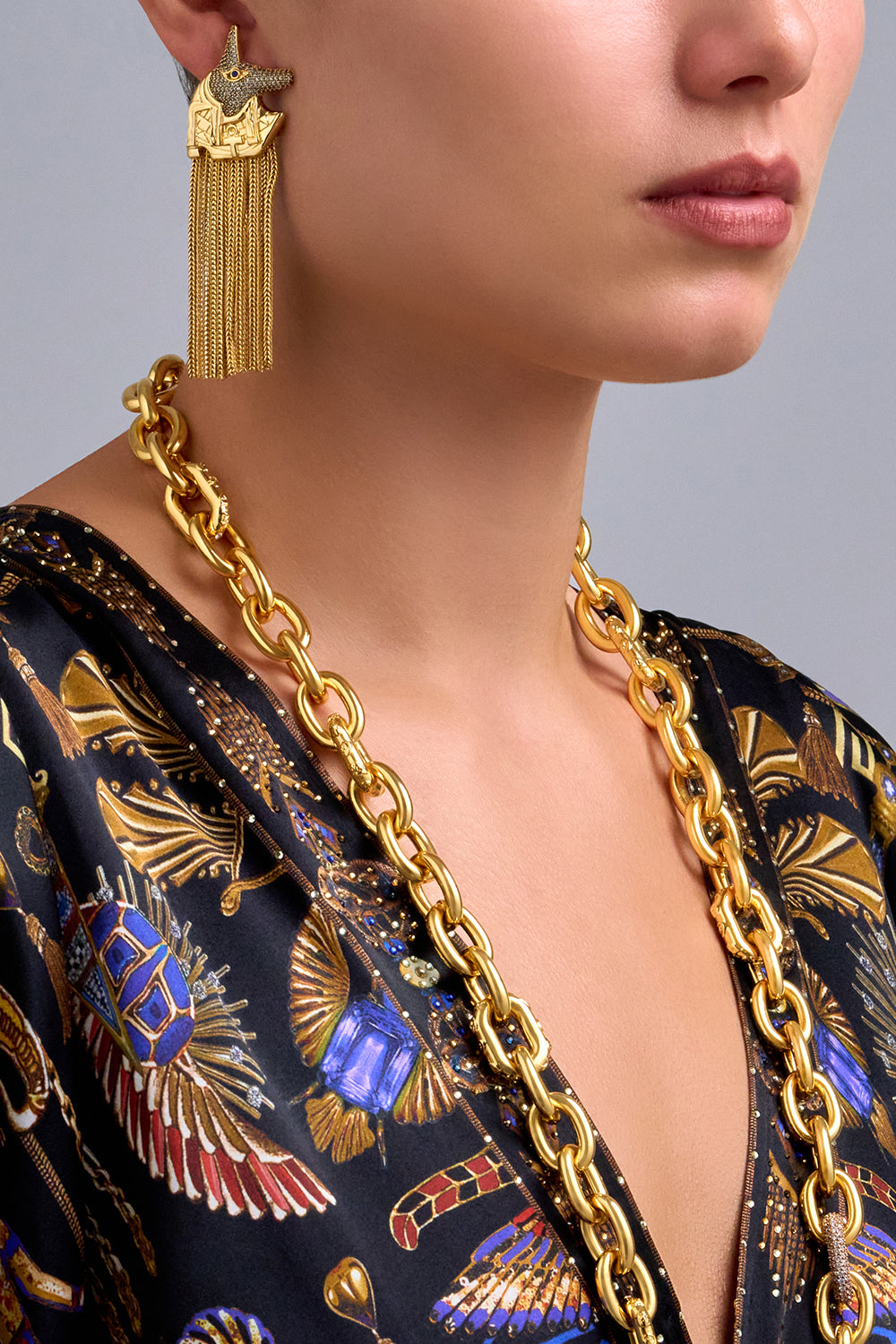 GLOBAL NOMAD TASSEL EARRINGS GOLD