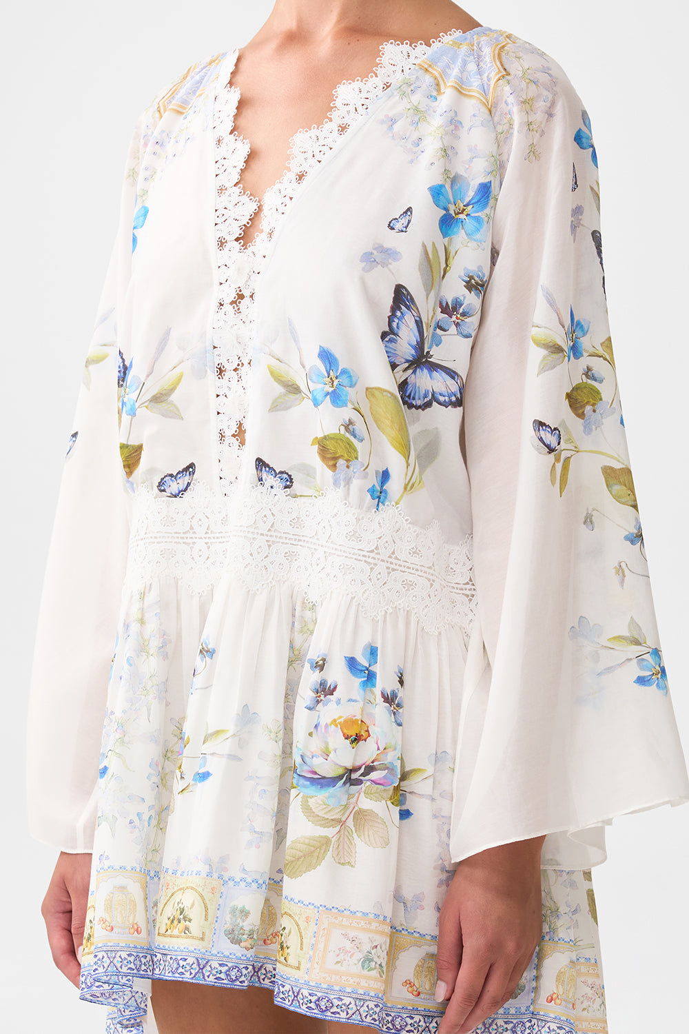 VESTIDO CORTO HOLGADO CON CINTURA CAÍDA BOTANICAL BALLADS