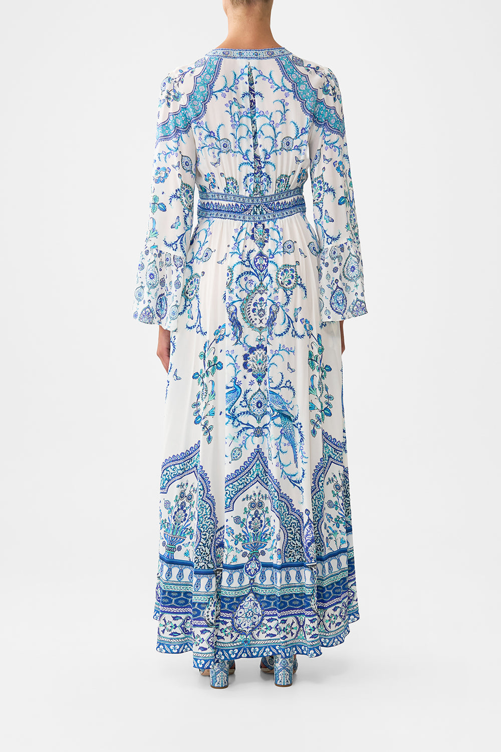 The CAMILLA shaped waistband dress with ruffle sleeve from our print Isnik lullaby