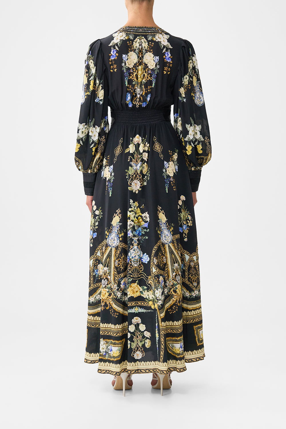 VESTIDO CON CINTURILLA AJUSTADA Y MANGAS FRUNCIDAS ELEGANCIA OTOMANA