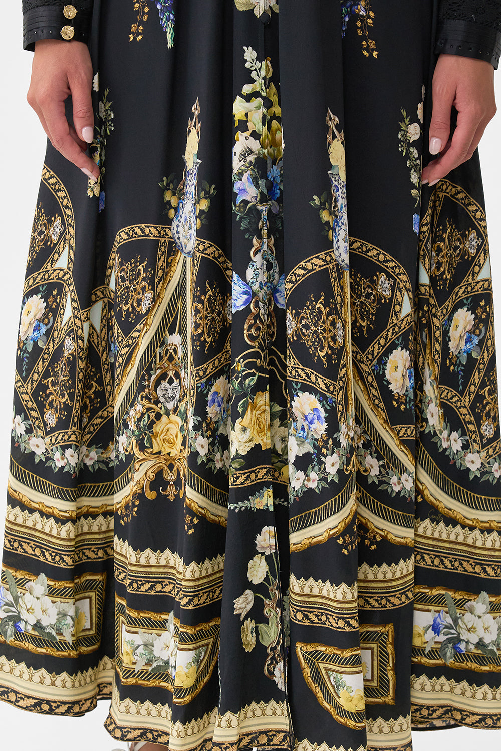 VESTIDO CON CINTURILLA AJUSTADA Y MANGAS FRUNCIDAS ELEGANCIA OTOMANA