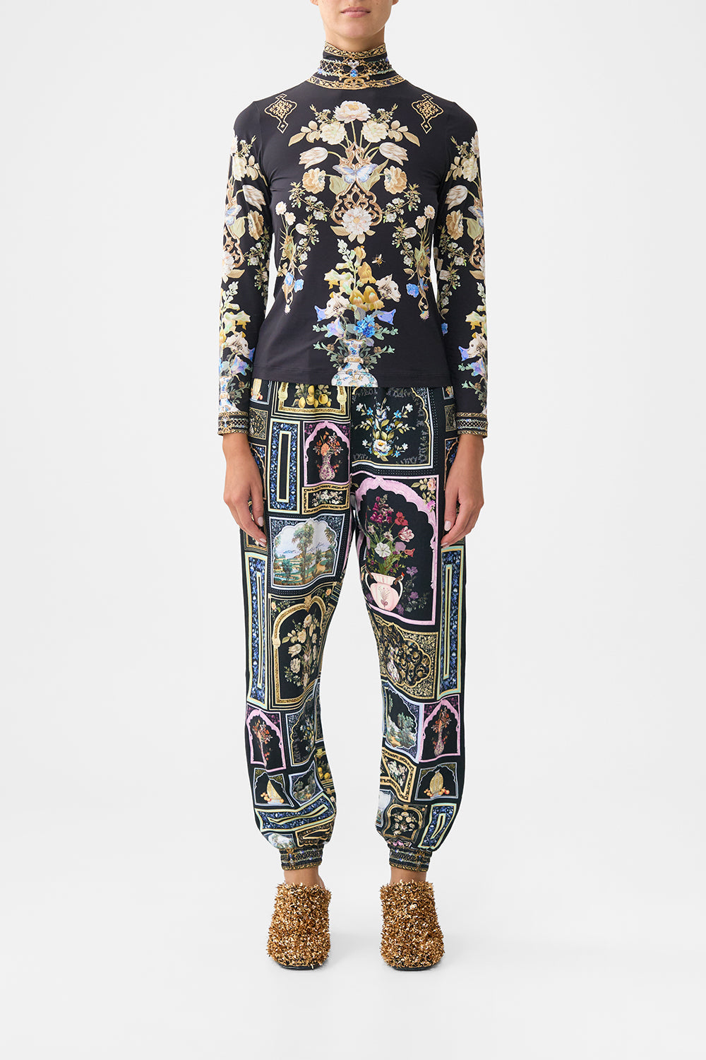 The CAMILLA jersey turtleneck from our print Ottoman elegance